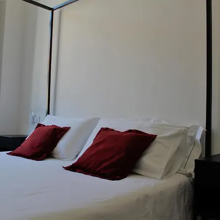 公寓 Palazzo Della Torre Elegant In *