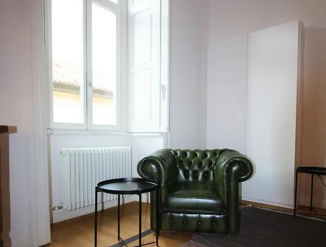 Palazzo Della Torre Elegant In * كومو