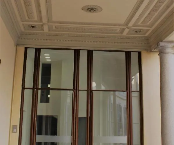 Palazzo Della Torre Elegant In Apartament *